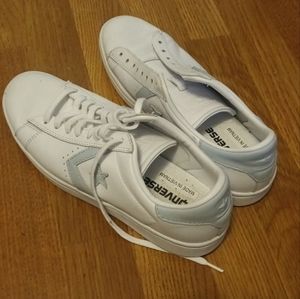 White converse shoes